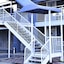 R Nite Star Inn & Suite