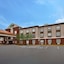 Holiday Inn Express & Suites Manchester By Ihg