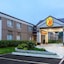 Super 8 By Wyndham Grand Prairie North