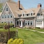 Ashley Manor