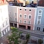 Art Hotel & Hostel