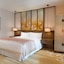 Hualuxe Shanghai Twelve At Hengshan By Ihg