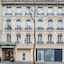 Hotel Camille Paris Gare De Lyon, Tapestry Collection By  Hilton