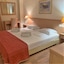 Saronis Hotel