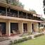 Pandu Lakeside Hotel Tuktuk
