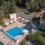 Mazis Apartments