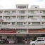 Nichols Airport Hotel