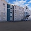 Woodspring Suites Champaign Near University