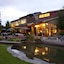 Cedarbrook Lodge