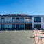 Dolphin Cove Motel