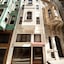 Gravis Suites