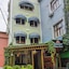 Modern Sultan Hotel