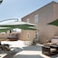 Abalone Hotel