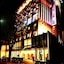 The Hq