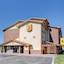 Super 8 By Wyndham Roseville Detroit Area