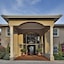 Auberge Hollandaise Guest House By Misty Blue Hotels