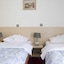 Viv Hotel