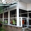Hotel 2001