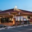 Hemp Hotel, a Travelodge by Wyndham Oklahoma City North