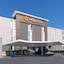La Quinta Inn & Suites By Wyndham Tulsa Downtown Route 66