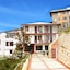Capital O 3639 Hotel Pioneer