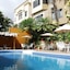 Aparthotel Guijarros