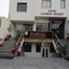 Hotel Laxman Resort