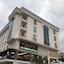 White House Hotel
