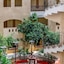 Armas Labada Hotel