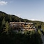 Lecrans Hotel & Spa