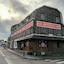Pitlane Lodge