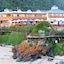 Singing Kettle Beach Lodge