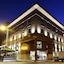 Maverick Hotel & Student Lodge