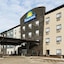 Days Inn By Wyndham Calgary North Balzac