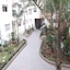 Holiday Suites