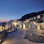 Αrcs Suites & Residences