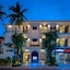 Blanc Smith Residence