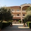 Madama Club Village