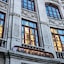 Axis Porto Club Hotel