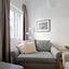 Art In Athens Suite