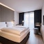 4K Hotel