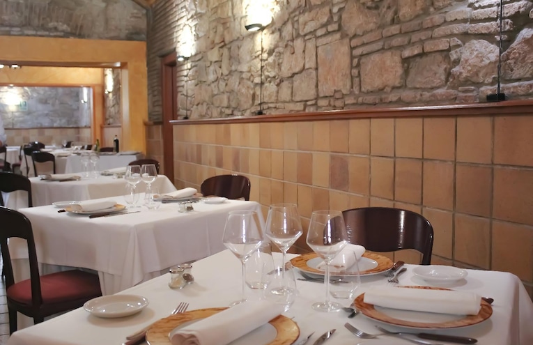 Restaurants - 3