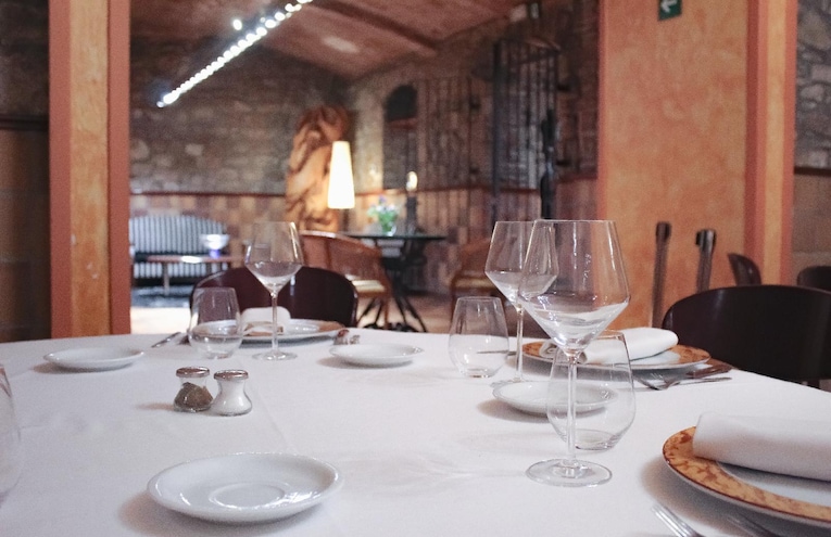 Restaurants - 6