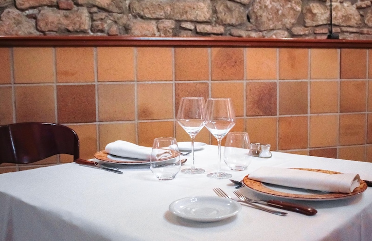 Restaurants - 17
