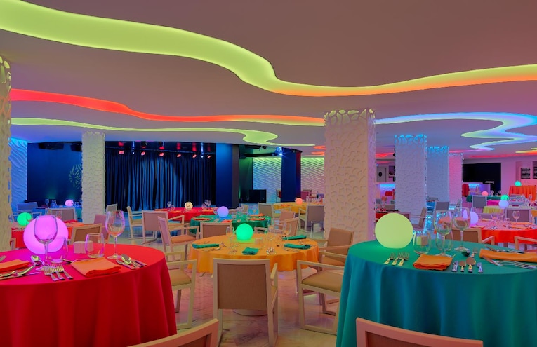 Restaurants - 7