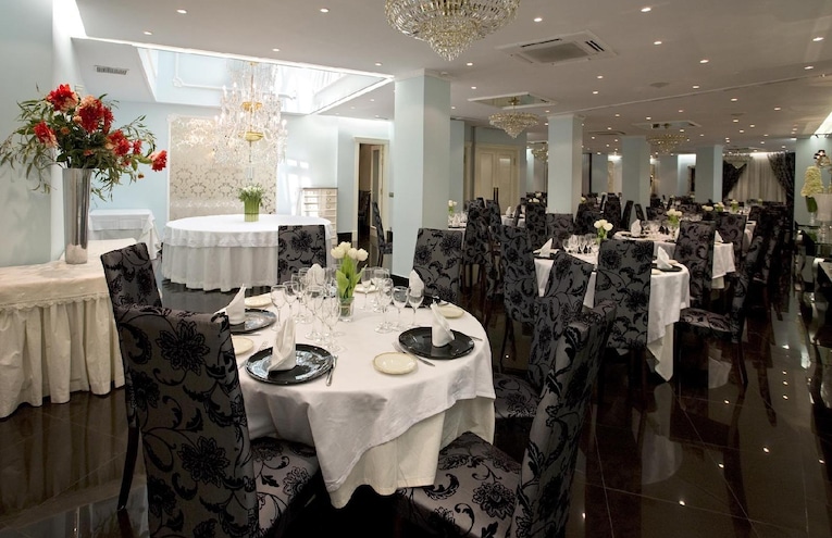 Restaurants - 1
