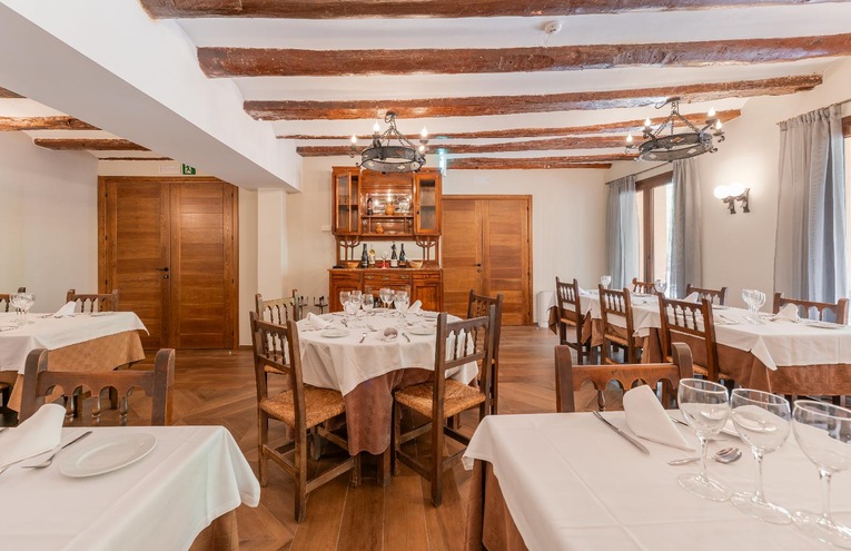 Restaurants - 6