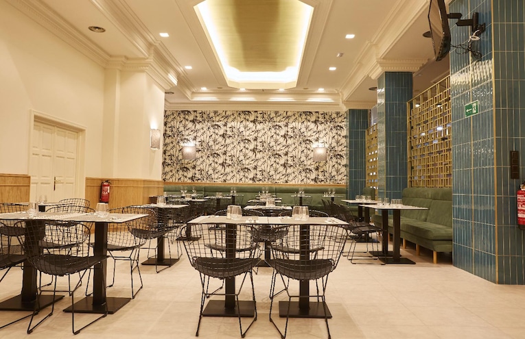 Restaurants - 4