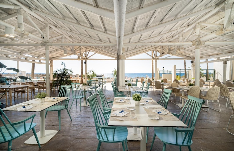 Restaurants - 7