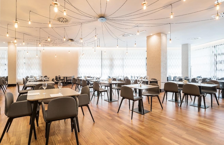 Restaurants - 3